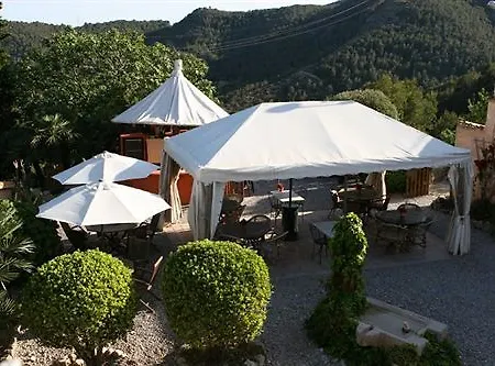 Masia Sumidors Bed & Breakfast 3*