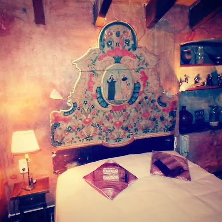 Bed & Breakfast Masia Sumidors 3*