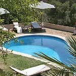 فندق مبيت وإفطار Masia Sumidors 3*